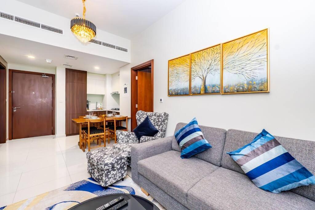 Apartment Reva Residences - 2 Bdr In Business Bay - Burj Khalifa Views Dubai