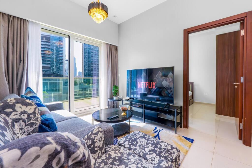 Reva Residences - 2 Bdr In Business Bay - Burj Khalifa Views * Dubai