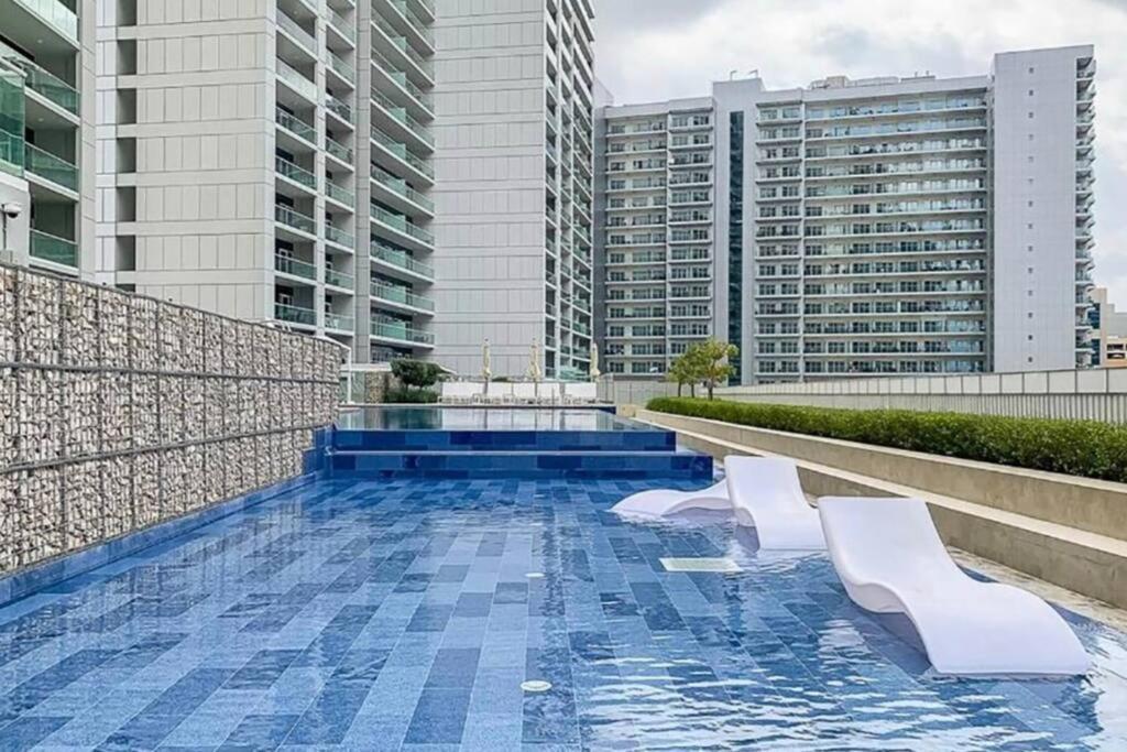 Reva Residences - 2 Bdr In Business Bay - Burj Khalifa Views